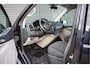 Volkswagen Transporter 2.0 TDI L2 Highline 150PK AUT. LED, ADAPT. CRUISE, TREKHAAK, NAVI, AIRCO, VOORRUIT VERWARMING, PARKEERSENSOREN, NL AUTO, NAP