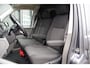 Volkswagen Transporter 2.0 TDI L2 3-ZITS, 150PK AUT. CAMERA, NAVI, CRUISE, AIRCO, CARPLAY, LEDER MF STUURWIEL