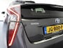 Toyota Prius 1.8 Hybrid Dynamic NAVI/CAMERA/LED/HEAD-UP/TREKH./17"LMV!