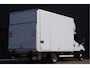 IVECO Daily 35C18 3.0 180PK AUT. N1! DUBBELLUCHT BAKWAGEN, LAADKLEP, ZIJDEUR, 3-ZITS, CLIMA, CRUISE, LED, NAVI, CARPLAY