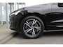 Volvo XC60 T8 390PK Automaat Recharge AWD R-Design | Bowers & Wilkins | Schuif/kanteldak | Trekhaak | Adapt. Cruise |