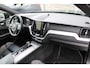 Volvo XC60 T8 390PK Automaat Recharge AWD R-Design | Bowers & Wilkins | Schuif/kanteldak | Trekhaak | Adapt. Cruise |