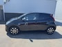 Toyota Aygo 1.0 VVT-i x-joy Apple Carplay en/of Android auto navigatie, 1e eign. Nieuw geleverd en dealeronderhouden, Climate control, Achteruitrijcamera, Privacy glass, LMV