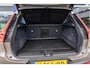 Volvo XC40 2.0 T4 Inscription | Leder | Harman/Kardon | Apple Carplay/Android Auto | Achteruitrijcamera | Elektrisch bedienbare achterklep | Keyless start/Entry | Lederen bekleding | Verwarmde stoelen | Achteruitrijcamera | Apple Carplay/Android Auto|telefoonintegratie premium | Elektrisch bedienbare achterklep met sensorsturing