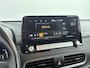 Hyundai Kona Electric EV Comfort 64 kWh | Lederen Bekleding | Navigatie & Carplay | Camera | In hoogte verstelbare stoel |