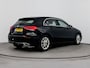 Mercedes-Benz A-klasse 200 Premium Plus | Trekhaak | Volledige winter wielen set | Digitaal dashboard | carplay | stoel verwarming |