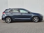 Hyundai i30 1.5 T-GDi MHEV Comfort Smart Handgeschakeld / Navigatie via Apple Carplay of Android Auto / Stuur- en Stoelverwarming / Achteruitrijcamera / Trekgewicht 1410 kg / Cruise control /