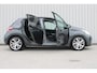 Peugeot 208 1.6 VTi Allure | JBL audio | Cruise control | Panorama dak | Climate control | Navigatie | Radio | Parkeersensoren |