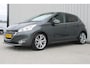 Peugeot 208 1.6 VTi Allure | JBL audio | Cruise control | Panorama dak | Climate control | Navigatie | Radio | Parkeersensoren |