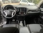 Mitsubishi Outlander 2.4 PHEV 4WD Pure+ 240PK!! // AFN. TREKHAAK // KEYLESS // CAMERA+SENSOREN // CLIMA // STOELVERWARMING // APPLE-ANDROID AUTO //