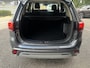 Mitsubishi Outlander 2.4 PHEV 4WD Pure+ 240PK!! // AFN. TREKHAAK // KEYLESS // CAMERA+SENSOREN // CLIMA // STOELVERWARMING // APPLE-ANDROID AUTO //