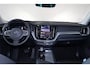 Volvo XC60 T6 Recharge AWD Core Bright - Panorama/schuifdak - IntelliSafe Assist & Surround - 360º Camera - Harman/Kardon audio - Verwarmde voorstoelen, stuur & achterbank - Parkeersensoren voor & achter - Elektr. bedienb. voorstoelen met geheugen - Draadloze tel. lader - Extra getint glas - Inklapbare trekhaak - 18' LMV
