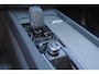 Volvo XC60 T6 Recharge AWD Core Bright - Panorama/schuifdak - IntelliSafe Assist & Surround - 360º Camera - Harman/Kardon audio - Verwarmde voorstoelen, stuur & achterbank - Parkeersensoren voor & achter - Elektr. bedienb. voorstoelen met geheugen - Draadloze tel. lader - Extra getint glas - Inklapbare trekhaak - 18' LMV