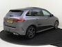 Mercedes-Benz B-klasse 250e Business Solution AMG-Line / Panaroma-dak / Night-Pakket / 360Graden-Camera / Trekhaak /