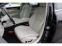 Volvo V90 B4 198PK Momentum Business | Adapt. Cruise | Trekhaak | Draadloze telefoonlader | Verw. Stoel & Stuurwiel | Leder |