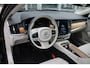 Volvo V90 B4 198PK Momentum Business | Adapt. Cruise | Trekhaak | Draadloze telefoonlader | Verw. Stoel & Stuurwiel | Leder |