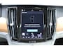 Volvo V90 B4 198PK Momentum Business | Adapt. Cruise | Trekhaak | Draadloze telefoonlader | Verw. Stoel & Stuurwiel | Leder |