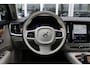 Volvo V90 B4 198PK Momentum Business | Adapt. Cruise | Trekhaak | Draadloze telefoonlader | Verw. Stoel & Stuurwiel | Leder |