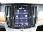 Volvo V90 B4 198PK Momentum Business | Adapt. Cruise | Trekhaak | Draadloze telefoonlader | Verw. Stoel & Stuurwiel | Leder |