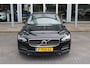 Volvo V90 B4 198PK Momentum Business | Adapt. Cruise | Trekhaak | Draadloze telefoonlader | Verw. Stoel & Stuurwiel | Leder |