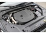 Volvo V90 B4 198PK Momentum Business | Adapt. Cruise | Trekhaak | Draadloze telefoonlader | Verw. Stoel & Stuurwiel | Leder |