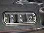 Mercedes-Benz A-klasse 180 AMG Line / Achteruitrijcamera / Panoramadak