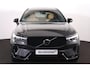 Volvo XC60 T6 Recharge AWD Ultra Dark - Luchtvering - Panorama/schuifdak - IntelliSafe Assist & Surround - 360º Camera - Bowers & Wilkins audio - Verwarmde voorstoelen, stuur & achterbank - Parkeersensoren voor & achter - Elektr. bedienb. voorstoelen met geheugen - Geventileerde voorstoelen - Head up display - Draadloze tel. lader - Extra getint glas - 21' LMV
