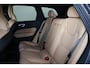 Volvo XC60 T6 Recharge AWD Ultra Dark - Luchtvering - Panorama/schuifdak - IntelliSafe Assist & Surround - 360º Camera - Bowers & Wilkins audio - Verwarmde voorstoelen, stuur & achterbank - Parkeersensoren voor & achter - Elektr. bedienb. voorstoelen met geheugen - Geventileerde voorstoelen - Head up display - Draadloze tel. lader - Extra getint glas - 21' LMV