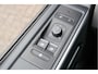 Volkswagen Transporter 2.0 TDI L2 BULLI DC-5P, AUT. LED, LEDER, TREKHAAK, STOELVERWARMING, ADAPT. CRUISE, DIGITAL COCKPIT, CAMERA, AIRCO, PARKEERSENSOREN, DUBBELE CABINE, DUBBEL CABINE, NL AUTO, NAP