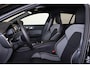 Volvo V60 T6 Recharge AWD Plus Dark - Panorama/schuifdak - IntelliSafe Assist & Surround - 360º Camera - Harman/Kardon audio - Verwarmde voorstoelen, stuur & achterbank - Parkeersensoren voor & achter - Elektr. bedienb. voorstoelen met geheugen - Head up display - Extra getint glas - 19' LMV
