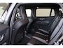 Volvo V60 T6 Recharge AWD Plus Dark - Panorama/schuifdak - IntelliSafe Assist & Surround - 360º Camera - Harman/Kardon audio - Verwarmde voorstoelen, stuur & achterbank - Parkeersensoren voor & achter - Elektr. bedienb. voorstoelen met geheugen - Head up display - Extra getint glas - 19' LMV