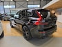 Volvo XC60 T8 Plug-in AWD Ultra Black Edition | Luchtvering | 360 Camera | Panoramadak | 21" | Trekhaak