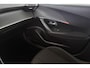 Peugeot e-2008 EV Active Pack 50 kWh Apple CarPlay Climate Control 16"