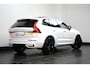 Volvo XC60 T6 Plug-in hybrid AWD Plus Black Edition | Achterbank verwarmd | Apple Carplay/Android Auto|telefoonintegratie premium | Audio installatie premium