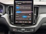 Volvo XC60 T6 Plug-in hybrid AWD Plus Black Edition Luchtvering | Head up Display | Panoramadak | Achterbank verwarmd | Apple Carplay/Android Auto|telefoonintegratie premium | Audio installatie premium