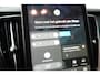 Volvo XC60 T6 Plug-in hybrid AWD Plus Black Edition | Achterbank verwarmd | Apple Carplay/Android Auto|telefoonintegratie premium | Audio installatie premium