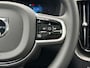 Volvo XC60 T6 Plug-in hybrid AWD Plus Black Edition Luchtvering | Head up Display | Panoramadak | Achterbank verwarmd | Apple Carplay/Android Auto|telefoonintegratie premium | Audio installatie premium