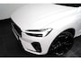 Volvo XC60 T6 Plug-in hybrid AWD Plus Black Edition | Achterbank verwarmd | Apple Carplay/Android Auto|telefoonintegratie premium | Audio installatie premium