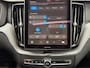 Volvo XC60 T6 Plug-in hybrid AWD Plus Black Edition Luchtvering | Head up Display | Panoramadak | Achterbank verwarmd | Apple Carplay/Android Auto|telefoonintegratie premium | Audio installatie premium