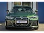 BMW i4 eDrive35 High Executive 70 kWh | M-sport | Cruise adaptief | Camera | Elektrisch bedienbare achterklep | Keyless entry/start | Parkeer assistent | Apple Carplay/Android Auto | Achteruitrijcamera | Apple Carplay/Android Auto|telefoonintegratie premium | Cruise control adaptief met Stop&Go