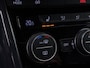 Volkswagen T-Roc 1.5 TSI Sport Business R | Trekhaak | BEATS Audio | Navigatie | Stoelverwarming | Elek Achterklep |
