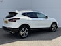 Nissan Qashqai 1.3 DIG-T Design Edition / Airco (automatisch) / Cruise control / Panoramadak / Navigatiesysteem full map /