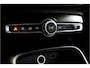 Volvo XC40 1.5 T4 155kW/211pk DCT7 Recharge R-Design PANORAMADAK + PILOT ASSIST + SPORTSTOELEN + 360 CAMERA + HARMAN/KARDON + ADAPT.CRUISE + LANE ASSIST + BLIS + KEYLESS ENTRY&GO + MISTLAMPEN VOOR + PARKSENSOREN + 19" LM-VELGEN!!