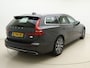 Volvo V60 T6 340pk Inscription / Panorama dak / Trekhaak / Stoel/- en stuurverwaming / Elektrisch verstelbare stoelen / Apple carplay/Android auto / Keyless entry /
