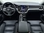 Volvo V60 T6 340pk Inscription / Panorama dak / Trekhaak / Stoel/- en stuurverwaming / Elektrisch verstelbare stoelen / Apple carplay/Android auto / Keyless entry /