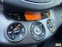 Toyota RAV4 2.0 VVTi Dynamic 2WD CLIMA CRUISE COMPLEET ONDERHOUDEN