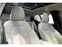 Volvo XC40 1.5 T5 Plug-in Hybrid 193kW/262pk DCT7 Ultimate Bright FACELIFT! PANORAMADAK + HARMAN/KARDON + ADAPT.CRUISE + PILOT ASSIST + NAVI SENSUS + BLIS + LANE ASSIST + EL.STOELEN + STOEL-&STUURVERWARMING + CAMERA + KEYLESS + PARKSENSOREN V&A + 19” LM-VELGEN!!