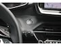 Peugeot 208 1.2 Hybrid 145PK AUTOMAAT GT | NAVIGATIE | DRAADLOZE APPLE CARPLAY/ANDROID AUTO | CAMERA VOOR + ACHTER | FULL LED KOPLAMPEN | LICHTMETALEN VELGEN 17" | DODEHOEK DETECTIE | DRAADLOZE TELEFOONLADER | KEYLESS ENTRY/START | DAB+ RADIO | ADAPTIVE CRUISE CONTROL | CLIMATE CONTROL |