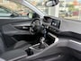 Peugeot 3008 1.2T 130pk Blue Lease Premium | Achteruitrijcamera | Dealeronderhouden | Trekhaak | Stoelverwarming | Climate Control