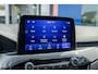 Ford Kuga 2.5 PHEV Titanium | Trekhaak | Keyless entry/Start | Achteruitrijcamera | Stoel/Stuurwiel Verwarming | Navigatiesysteem full map | Achteruitrijcamera | Airco (automatisch) | Keyless entry